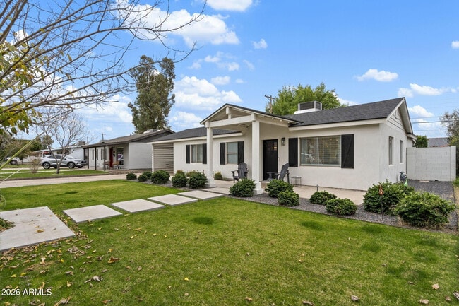 Building Photo - 3515 E Piccadilly Rd