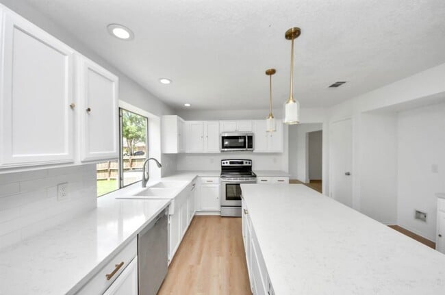 Photo - 3223 Deer Valley Dr