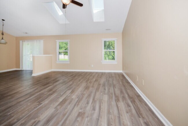 Photo - 9012 Lighthorse Dr