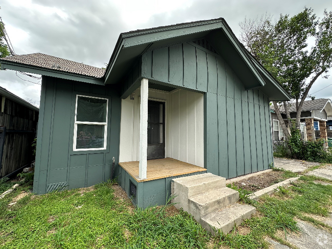 Building Photo - 203 Sonora St Rental
