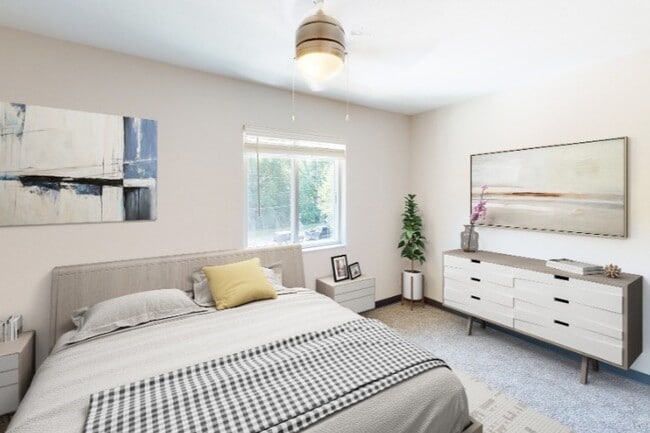 2 Bedroom Townhome - Remodeled - Arbor Hills