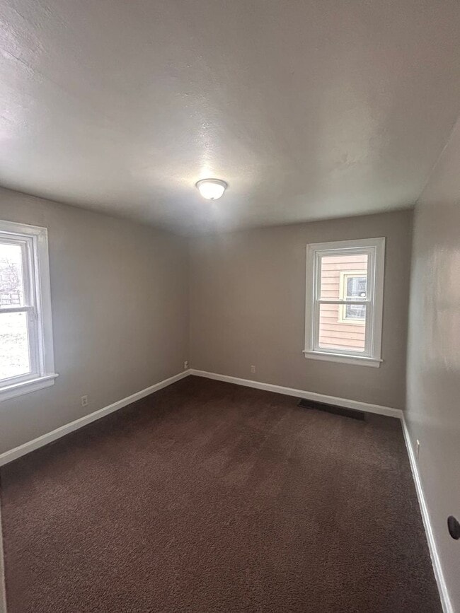 Photo - 4430 S Park Dr