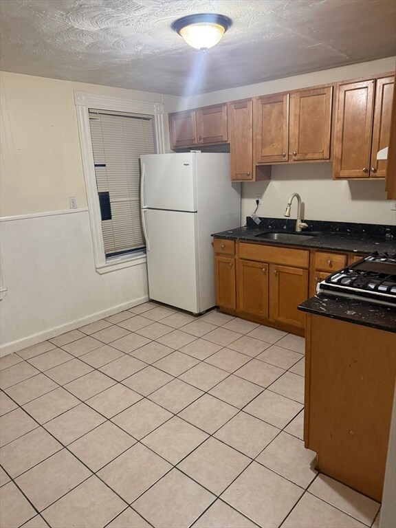 Building Photo - 23 Echo Grove Ave Unit 3