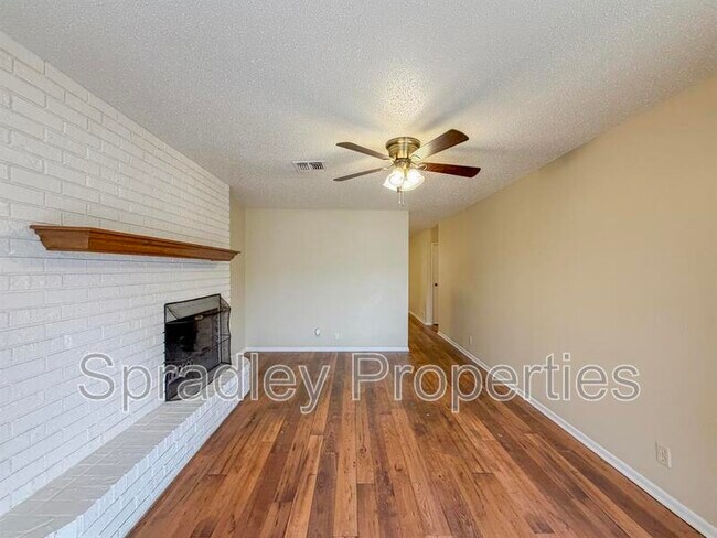 Photo - 3705 Ivanhoe Dr