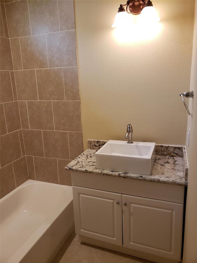 Photo - 319 Johnson St Unidad B