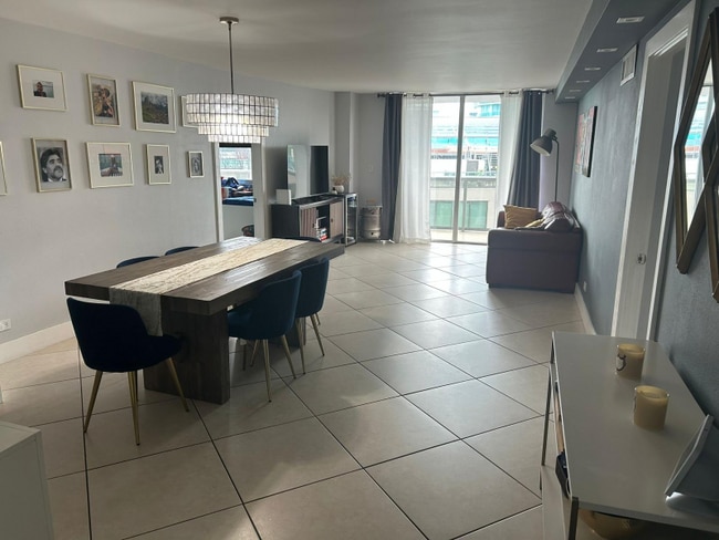 Building Photo - 6039 Collins Ave Unit 828 Rental
