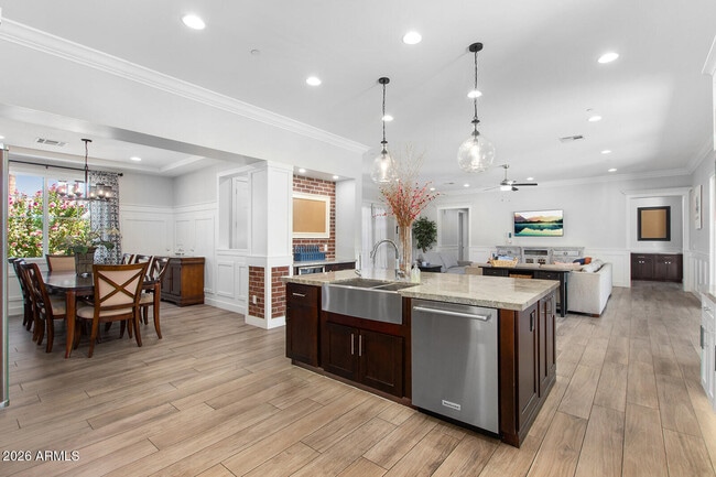 Building Photo - 3412 N Kachina Ln