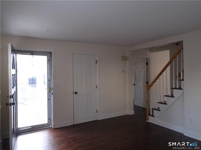 Photo - 21 Cove Ave