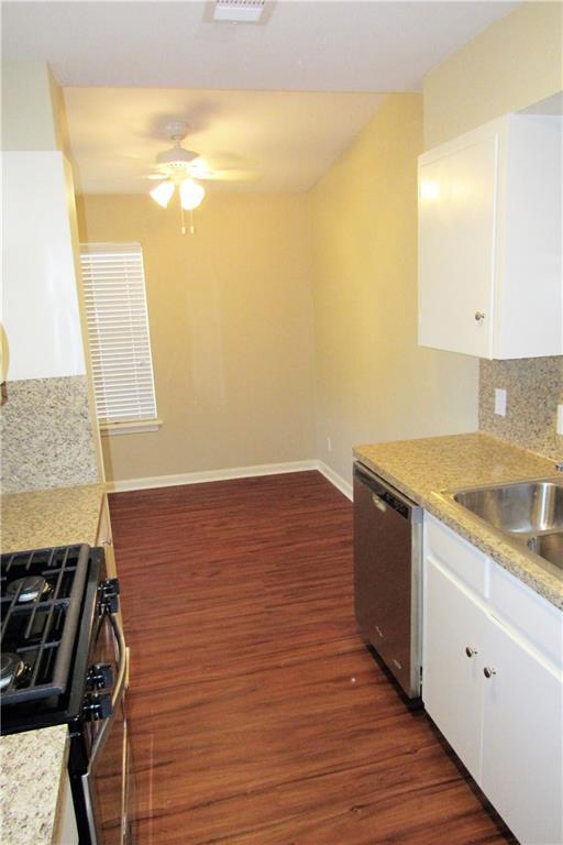 Photo - 2710 St Edwards Cir