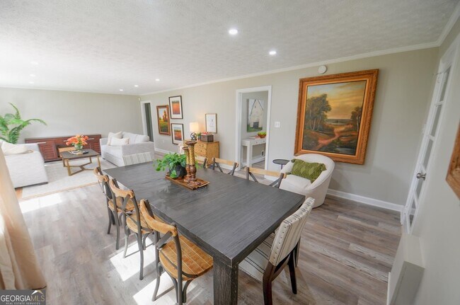 Photo - 370 Georgia Ave