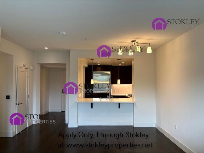 Photo - 1000 Dewing Ave