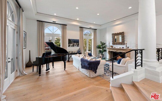 Photo - 126 Westwind Mall