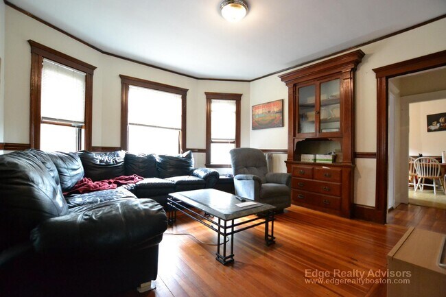 Photo - 46 Langley Rd Unit 1