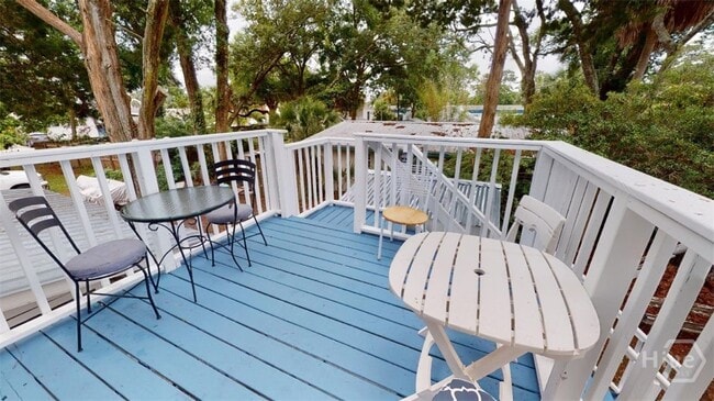Photo - 712 2nd Ave