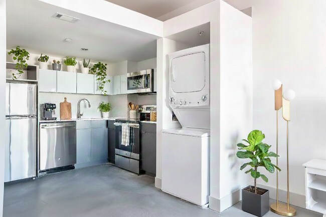 Photo - Eitol Towers