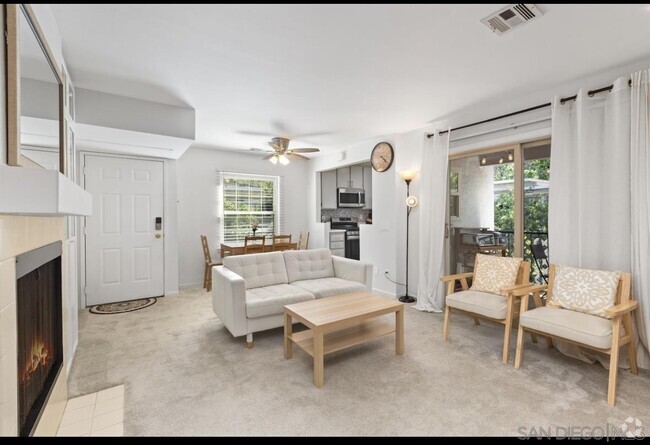 Building Photo - 10331 Azuaga St Unit 226 Rental