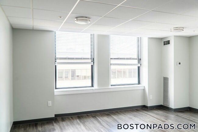 Photo - 507 Main St Unit 503