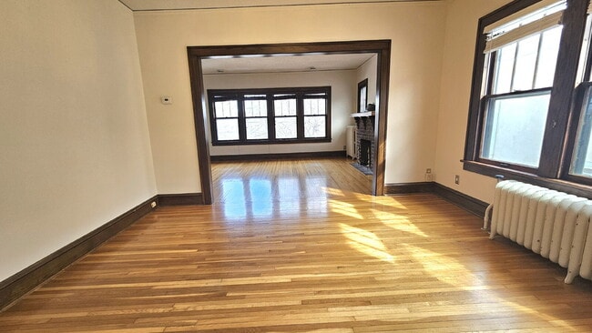 Photo - 4536 Grand Ave S