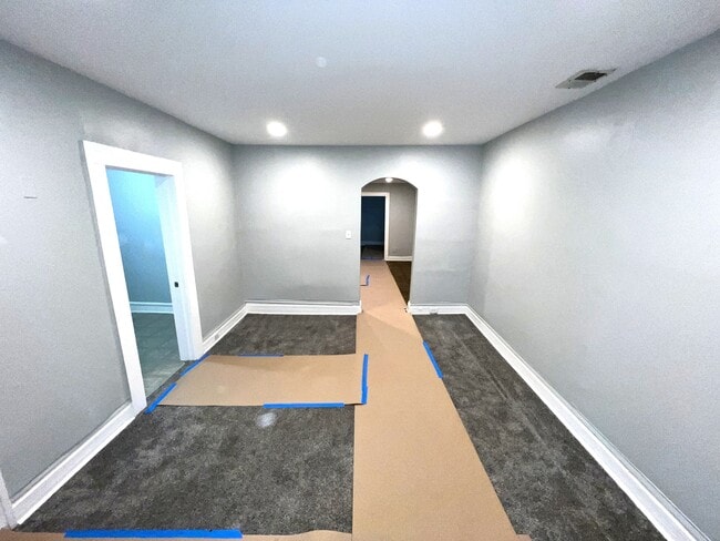 Photo - 6755 S Throop St