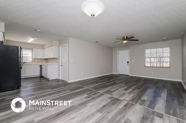 Photo - 9311 N 12th St