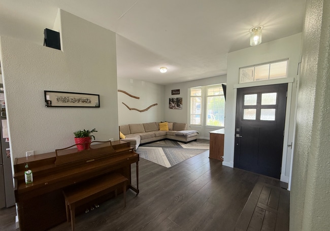 Photo - CHARMING & STRESS-FREE LIVING IN NORTHWEST MERIDIAN