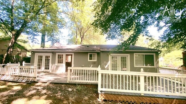 Photo - 512 Woodmont Dr