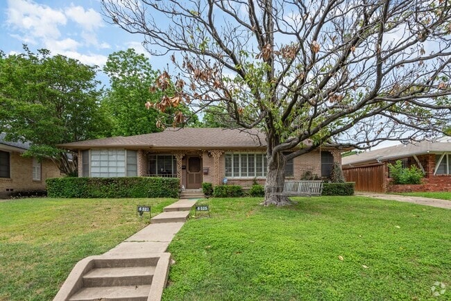 Building Photo - 6525 E Mockingbird Ln Rental