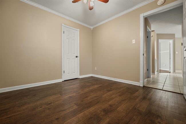 Photo - 18103 Gravenhurst Ln