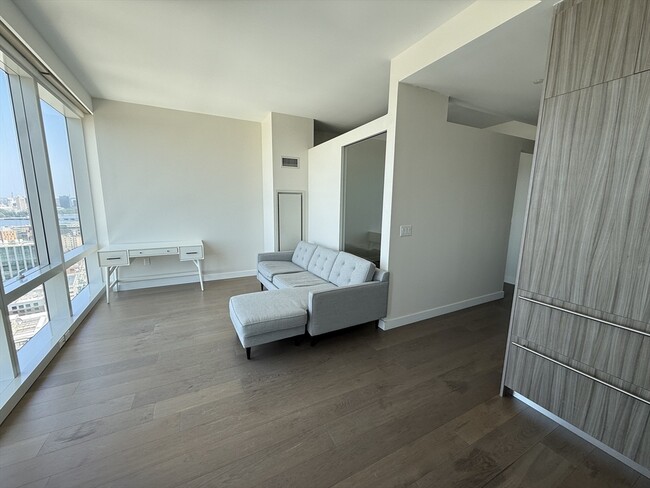 Photo - 188 Brookline Ave Unit 27G