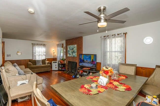 Photo - 46 Coolidge Ave