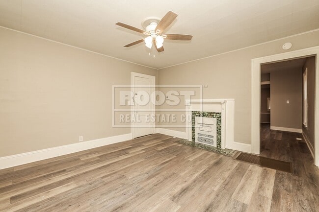 Photo - Two Bed One and a Half Bath in Springfield!
