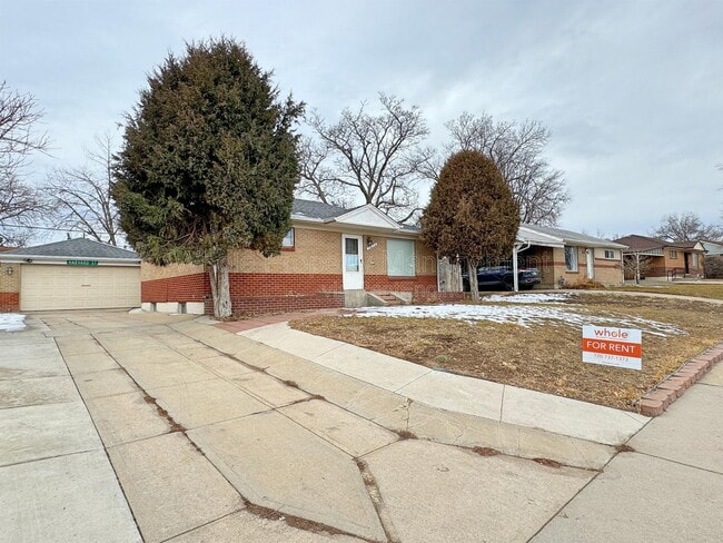 Photo - 7071 Ruth Way