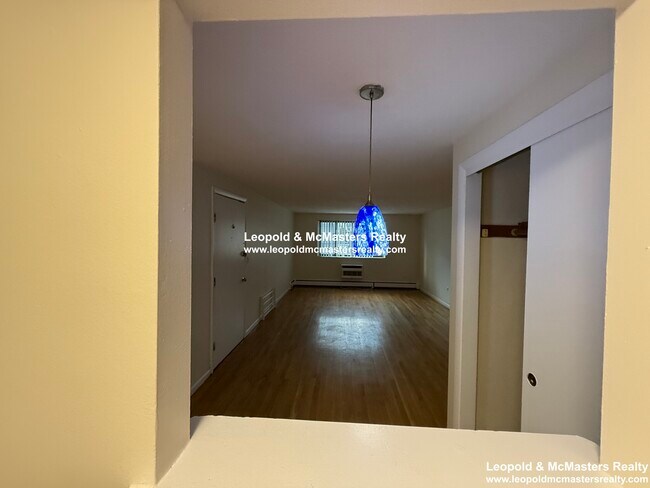 Photo - 13 Allston St Unidad 4