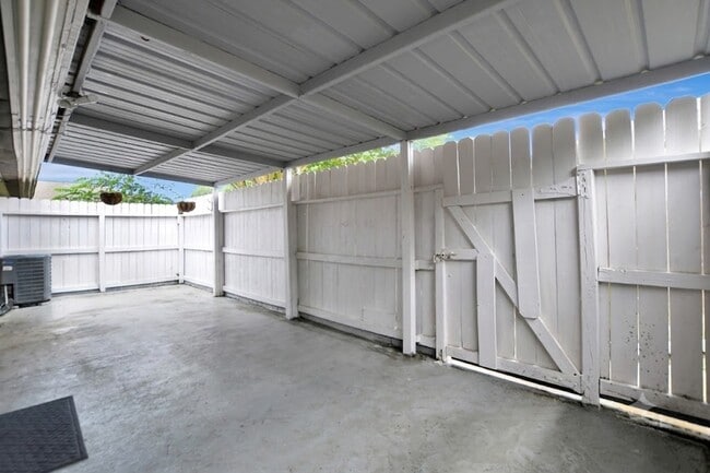 Photo - 9436 Neuens Rd Unit 9436