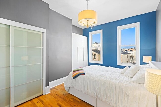 Photo - 244 Webster Ave Unit 3R