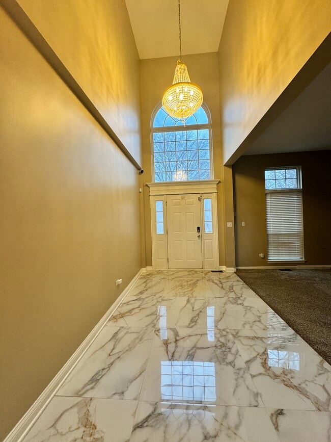 1339 Palisades Dr