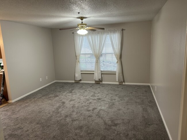 Living Room - 110 Vixen Cir Unit Apt. E