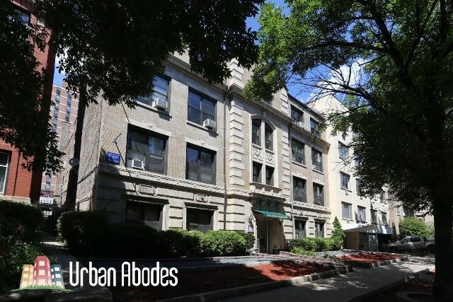 Building Photo - 545 W Wellington Ave Unit A08C