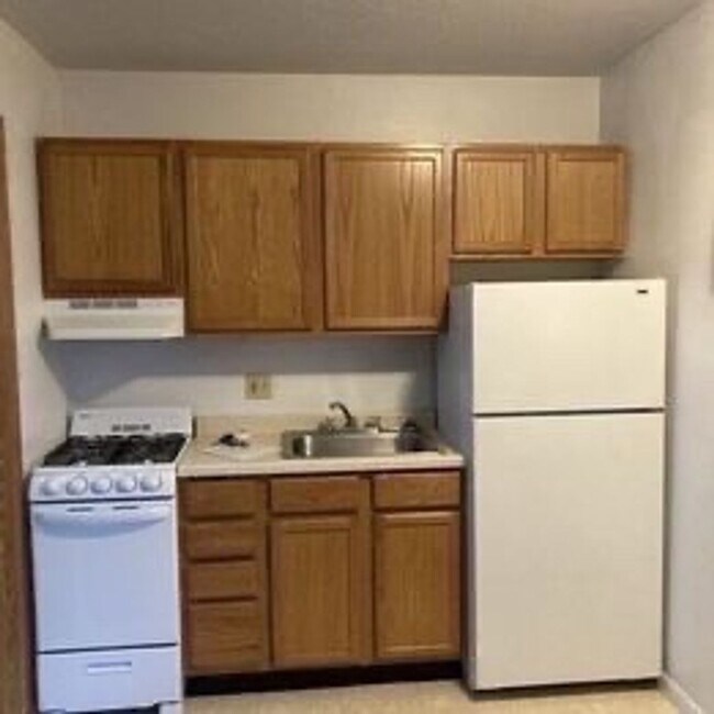 Zeisler St Apartments