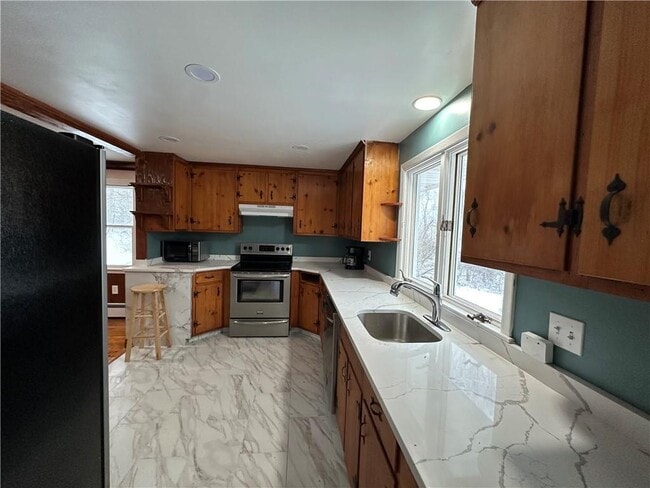 Photo - 41 Hartford Pike