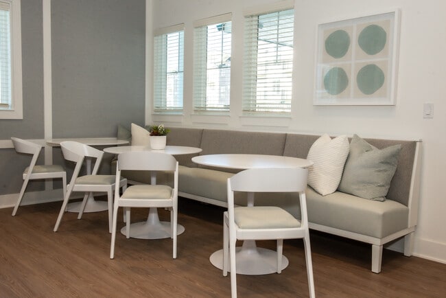 ARLO Apartments