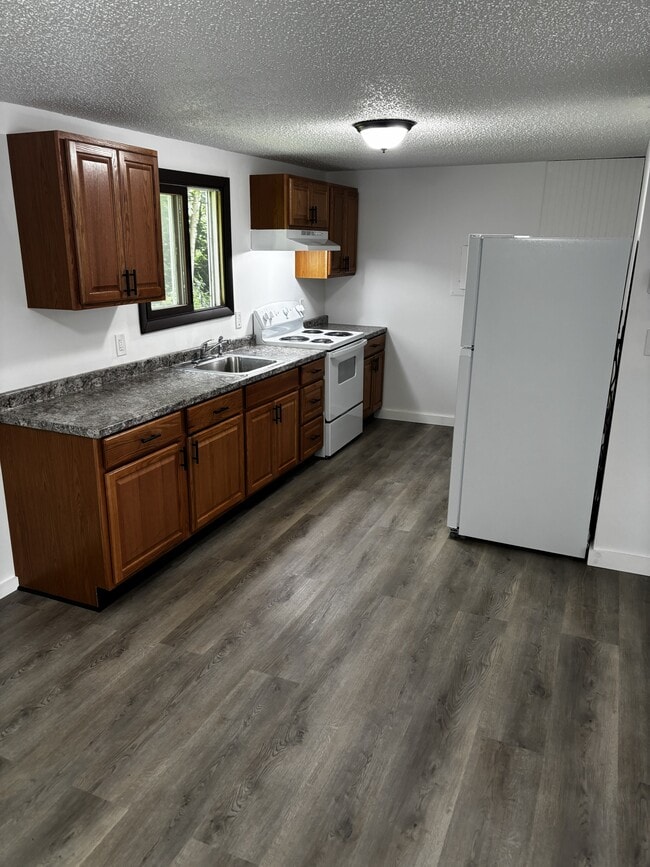 Kitchen - 4 Prescelly Dr