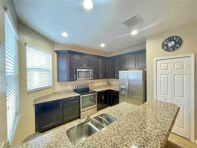 Photo - 10060 Hartford Maroon Rd