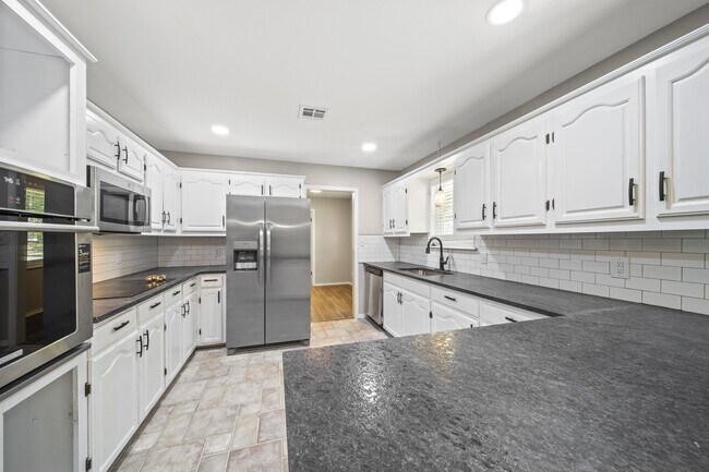 Photo - 11401 S 98th E Ave