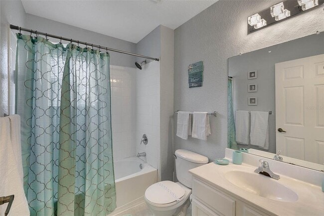 Photo - 4561 Yellowgold Rd E