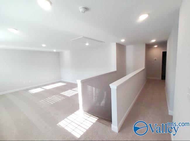 Photo - 9204 Current Wy SE