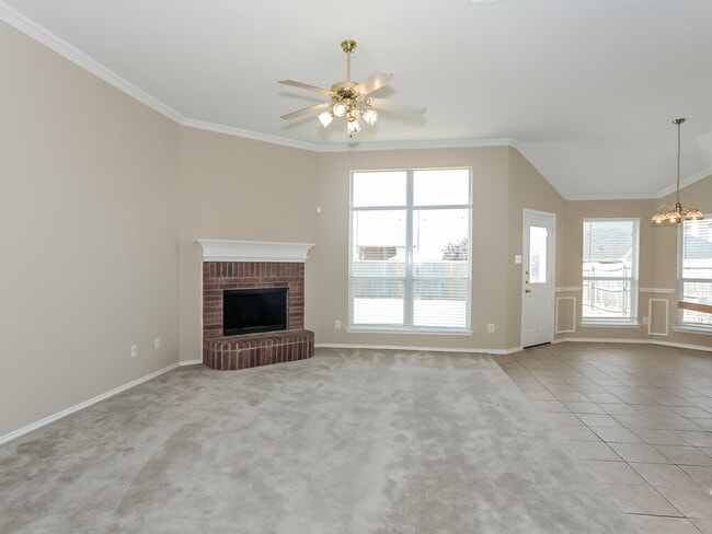 Photo - 4504 Emerald Leaf Dr