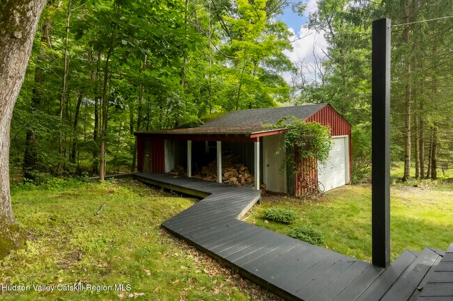 Photo - 46 E Pond Lilly Rd