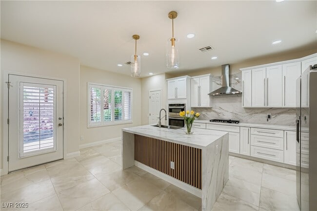 Photo - 840 S Paseo Rocoso Pl