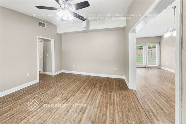Photo - 3621 Sutton Dr